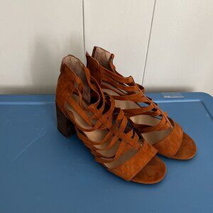 Market Spruce Suede Brown Heels